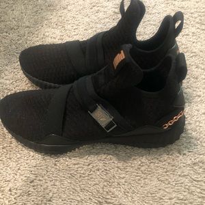 Brand NEW Selena Gomez Pumas!!!!